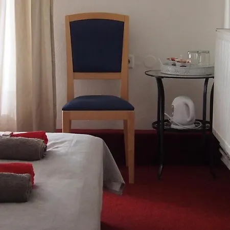 A Restaurace Na Jizdarne Guest house *