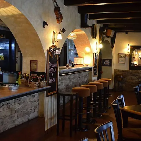 A Restaurace Na Jizdarne * Kromeriz