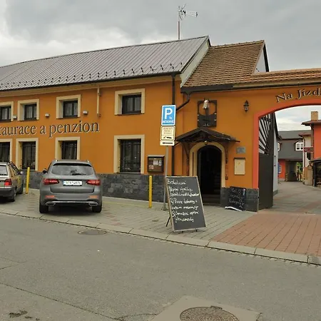 A Restaurace Na Jizdarne Kromeriz