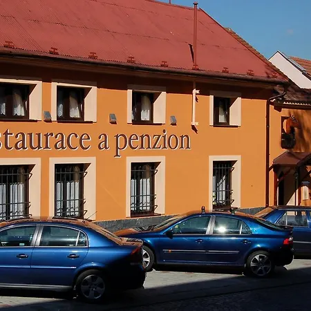 Guest house A Restaurace Na Jizdarne *