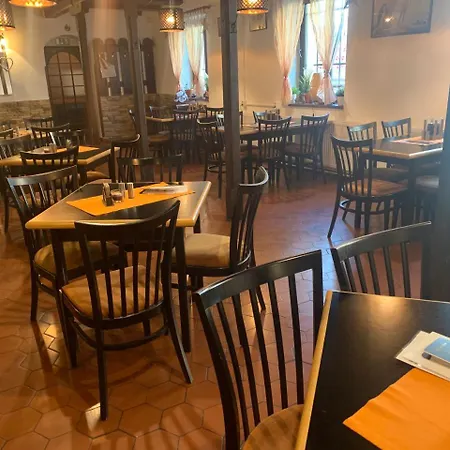 A Restaurace Na Jizdarne