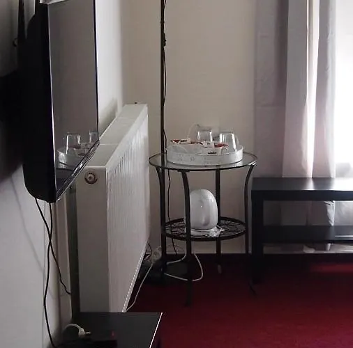 A Restaurace Na Jizdarne بيت ضيافة Kroměříž
