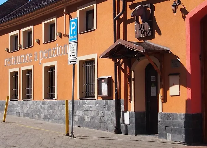 A Restaurace Na Jizdarne 3*