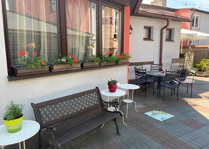 بيت ضيافة A Restaurace Na Jizdarne 3*
