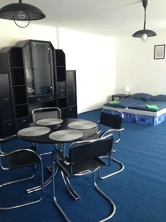 A Restaurace Na Jizdarne بيت ضيافة 3*