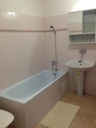 بيت ضيافة A Restaurace Na Jizdarne 3*